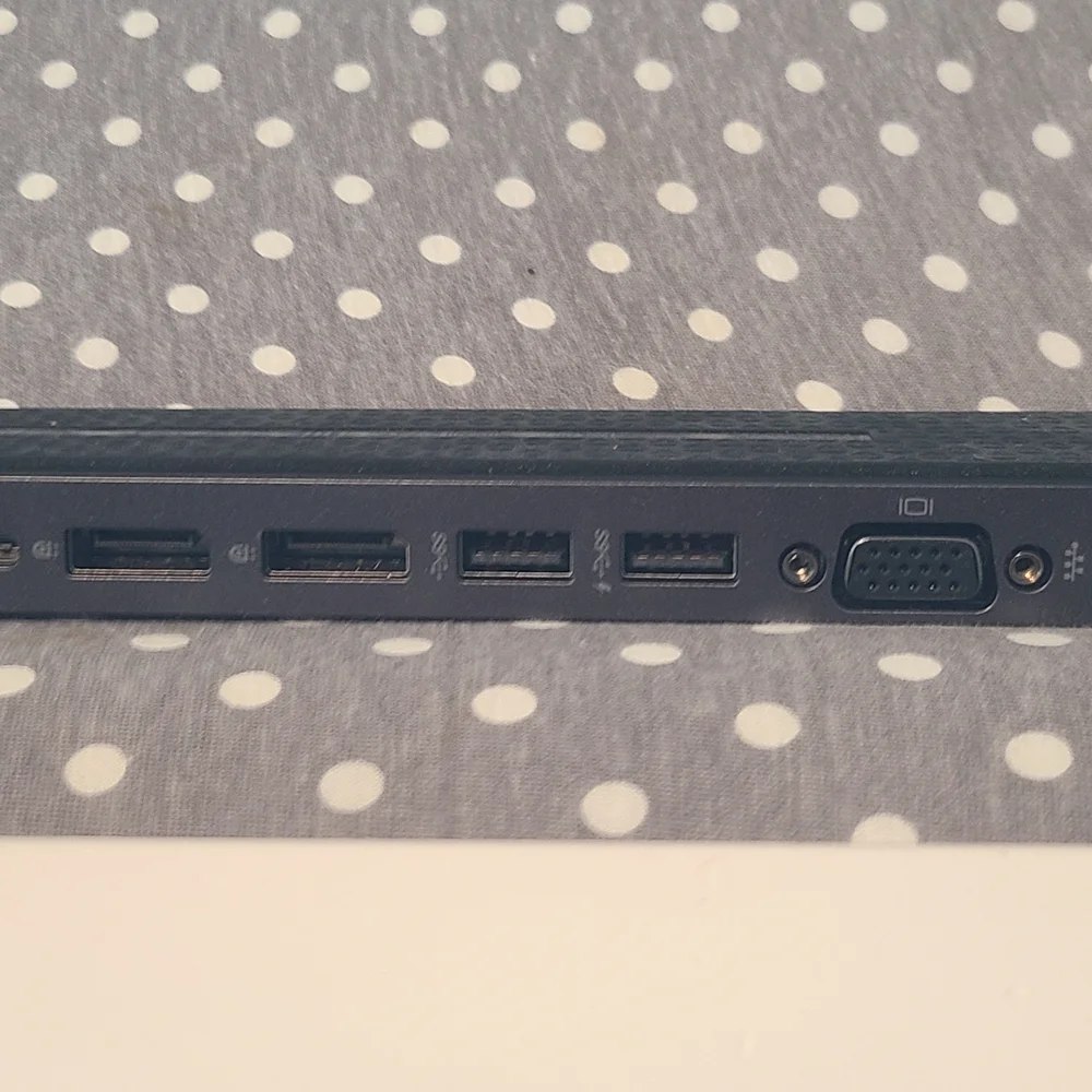 Genuine HP Elite Thunderbolt 3 dock w/USB-C cable HSTNN-CX01 - No power supply